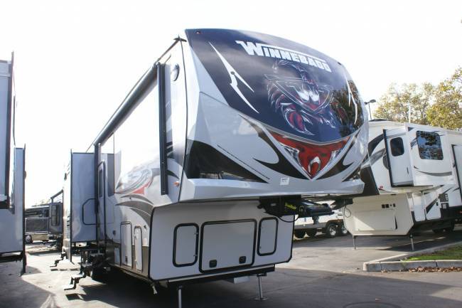 Winnebago Scorpion 4014