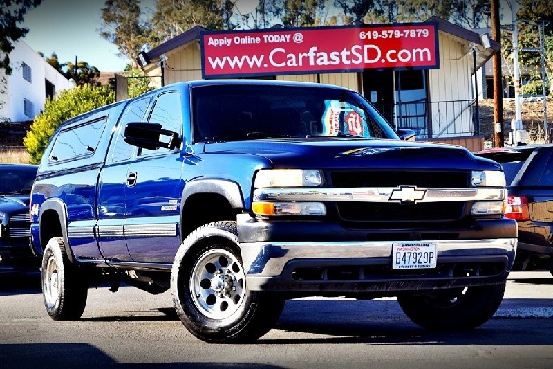 2002 Chevrolet Chevy Silverado 2500HD Diesel Ext Cab long bed 4x4