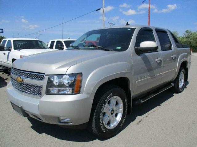 2009 Chevrolet Avalanche Z71 Sun Roof Leather 84k