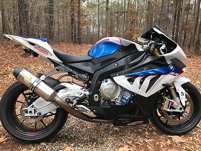 2012 BMW R-Series  2012 Bmw S1000RR