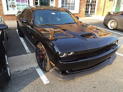 2015 Dodge Challenger Hellcat Coolectors Dodge Hellcat - perfect cond. garage kept