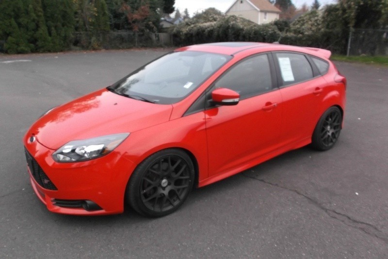 2013 Ford FocusTricked out **ST TURBO** Very Low Miles Clean Title None Nicer