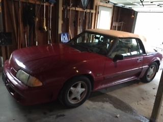 1991 Ford Mustang GT  *Must Go* Ford Mustang GT 5.0 Convertible 5 Speed. Rust free. 90k! *Must Go*