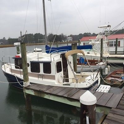 Ranger R-25 Tug Diesel Trawler