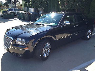 2010 Chrysler 300 Series  Chrysler 300 Touring 2010 88k miles