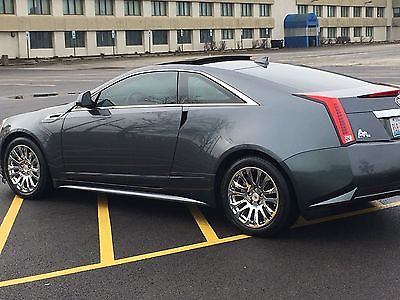2011 Cadillac CTS COUPE PREMIUM 2011 Cadillac COUPE Premium 3.6L NAV DVD Luxury  CLEAN CARFAX 27,000 MILES!