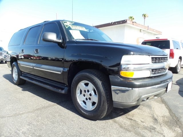 2004 Chevrolet Suburban 1500 LS 4D Sport Utility V8 5.3L