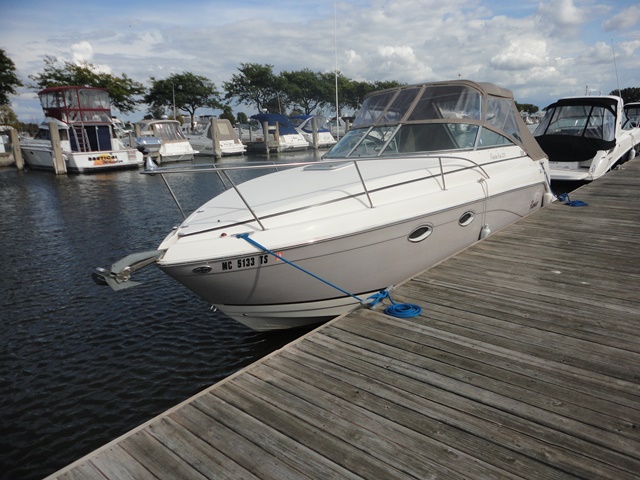 2003 Rinker 270 Fiesta Vee