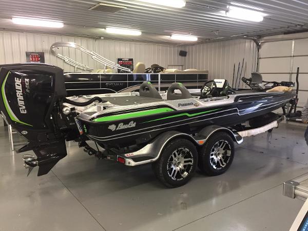 2017 Bass Cat Boats Puma FTD