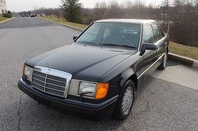 1992 Mercedes-Benz 300-SERIES -- MERCEDES-BENZ 300-SERIES BLUE with 135,549 Miles, for sale!
