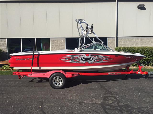 2004 Mastercraft X-9