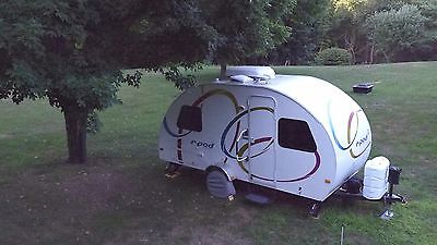 VIngtage Model 2010 R-POD 174 by Forest River - Great Condition w/extras