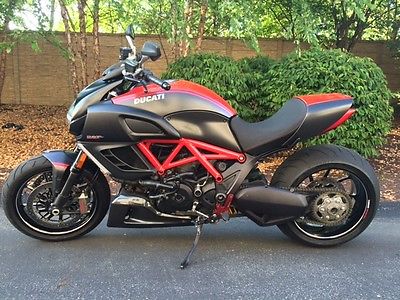 2013 Ducati Other  2013 ducati diavel carbon red many upgrades