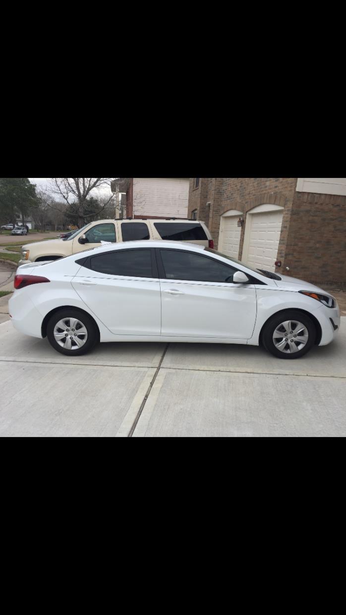 2016 Hyundai Elantra  2016 Hyundai Elantra, Low miles, very clean