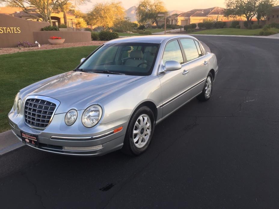 2004 Kia Amanti  2004 Kia Amanti 4-Door Sedan - V6 - 102K Miles - Single Owner - Great Condition