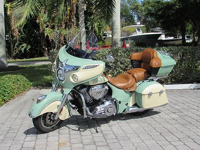 2014 Indian Chieftain  2014 indian chieftain 7 k miles willow green lots of extras bluetooth abs cruise