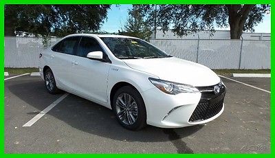 2017 Toyota Camry Hybrid SE 2017 Hybrid SE New 2.5L I4 16V Automatic FWD Sedan Premium Moonroof