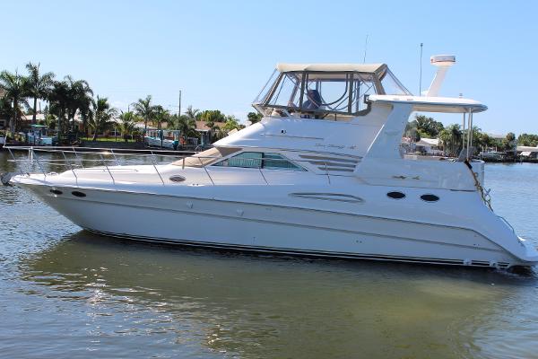 1997 Sea Ray 420 Aft Cabin