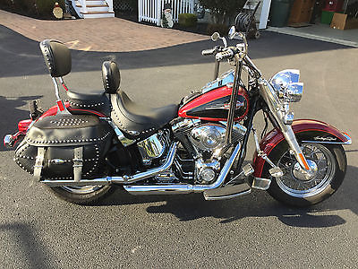 2006 Harley-Davidson Softail  Heritage Softail Deluxe FLSTC, Excellent Condition, Red & Black, Custom Seat