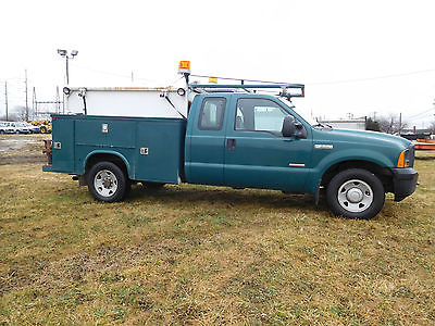 2005 Ford F-250 Cab and Half 2005 Ford F250XL Super Duty Pick-Up Cab + Half Truck Knapheide Utility Tool Body