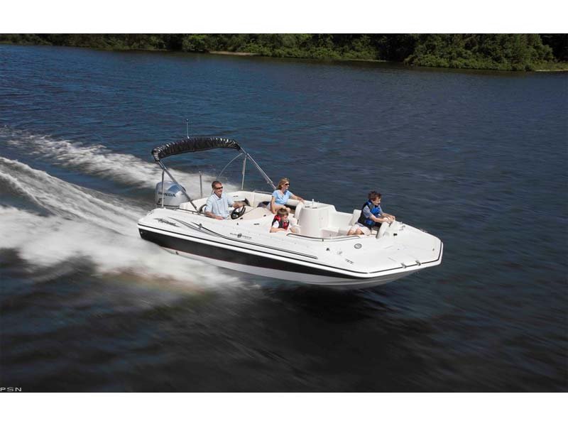 2013 HURRICANE BOATS SS 201 OB