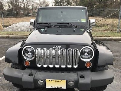2007 Jeep Wrangler Unlimited Sahara - 1 Owner - Clean CarFax Report 2007 Unlimited Sahara Used 3.8L V6 12V Automatic 2WD SUV Premium