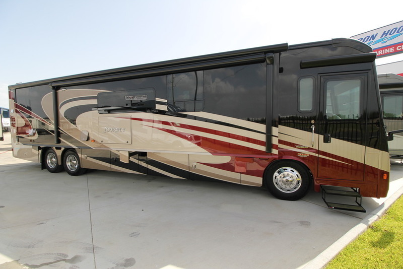 Winnebago Journey 42E