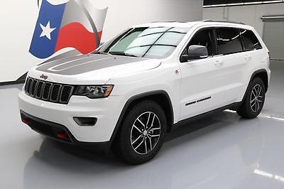 2017 Jeep Grand Cherokee  2017 JEEP GRAND CHEROKEE TRAILHAWK 4X4 SUNROOF 435 MI #670393 Texas Direct Auto