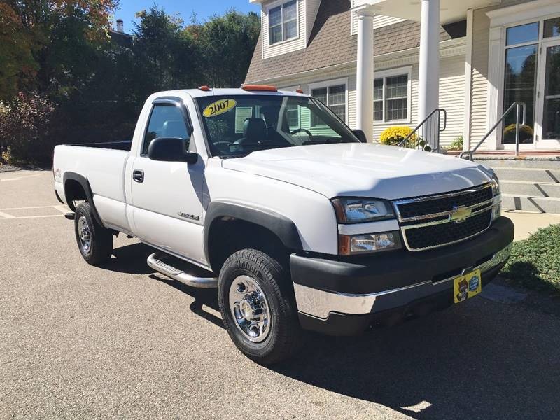 2007 Chevrolet Silverado 2500HD Classic Work Truck 2dr Regular Cab 4WD LB