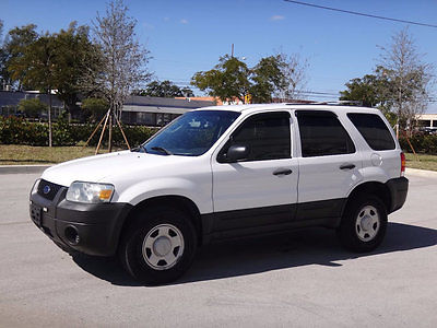 2006 Ford Escape XLS 2006 Ford Escape XLS 2WD One Owner Clean Carfax 2.3L I4 Florida SUV