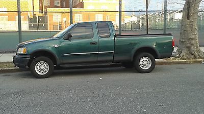 2000 Ford F-150  2000 Ford F-150 Lariat