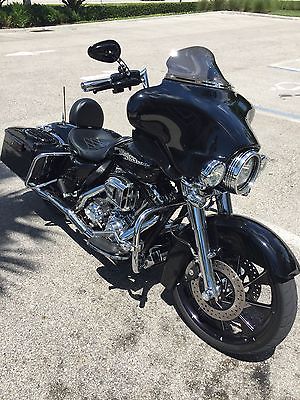 2011 Harley-Davidson Touring  2011 harley-davidson street glide