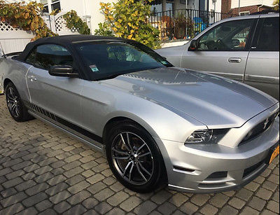 2014 Ford Mustang  2014 Mustang Convertible