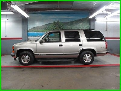 1999 Chevrolet Tahoe LT Please scroll down and look at all Detailed Pics and Carfax Report