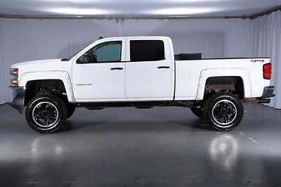 2015 Chevrolet Silverado 2500 LT Crew Cab Pickup 4-Door 4x4 2500HD LT LIFTED Bluetooth 6.0L V8 6-Passsneger CREW CAB 35x12.5x20's