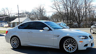 2011 BMW M3 Coupe 2011 BMW M3 2Dr Coupe White 6 Speed Manual Low Miles 52K E92