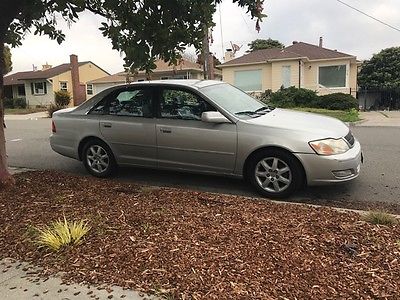 2000 Toyota Avalon sedan 4-door 2000 Avalon XLS V6 - Clean Title