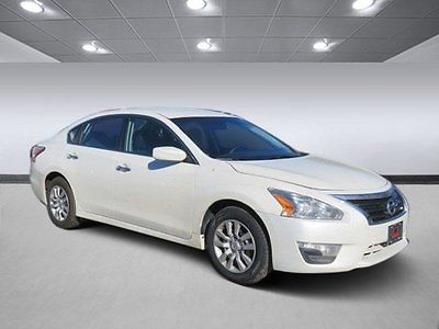 2014 Nissan Altima 2.5 S 2014 Nissan Altima 2.5 S 43001 Miles Pearl White 4dr Car Regular Unleaded I-4 2.