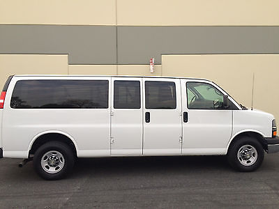 2013 Chevrolet Express  2013 Chevy 3500 Expresss 15-seat passenger van - Great condition