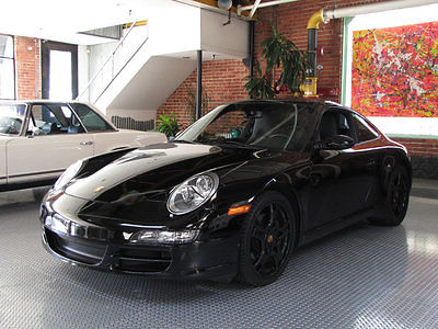 2006 Porsche 911 2dr Coupe Carrera Extra clean original car with service history all tools and Books only 18k miles
