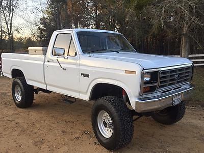 1983 Ford F-250  Ford F-250 4x4 REGULAR CAB LONG BED