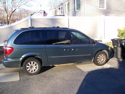2005 Chrysler Town & Country Touring 2005 CHRYSLER TOWN AND COUNTRY