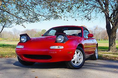 1991 Mazda MX-5 Miata  1991 Mazda Miata MX-5 in Amazing Condition w/ Several Accessories