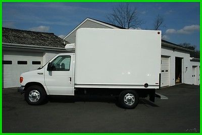 2005 Ford E-Series Van Standard 2005 Ford E350 10ft. REFRIGERATED Cube Van !!!