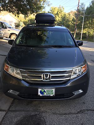 2011 Honda Odyssey Touring withTowing Package and Cargo Container 2011 Honda Odyssey Touring with Tow Package and Roof Rack/Cargo Container