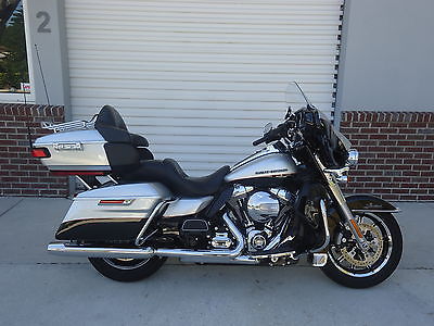 2015 Harley-Davidson Touring  2015 Harley Ultra Limited only 6K miles and like new!!!