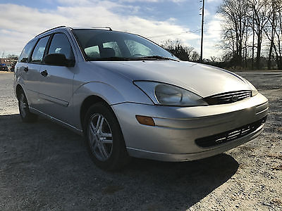 2000 Ford Focus SE Wagon 4-Door 2000 Ford Focus SE Wagon 4-Door 2.0L Inline 4 Cylindder Low Mileage LOW RESERVE