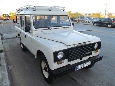 1985 Land Rover Defender  1985 Used Manual 4x4 SUV