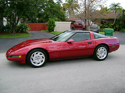 1991 Chevrolet Corvette Coupe 1991 Corvette - 20000 orig.mi. - Rare Burg. Met. 1 of 949 - 100% Orig. & Mint