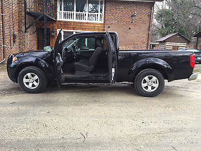 2012 Nissan Frontier  2012 Nissan Frontier Extended cab SV 2 door + 2 door v6 automatic pickup truck